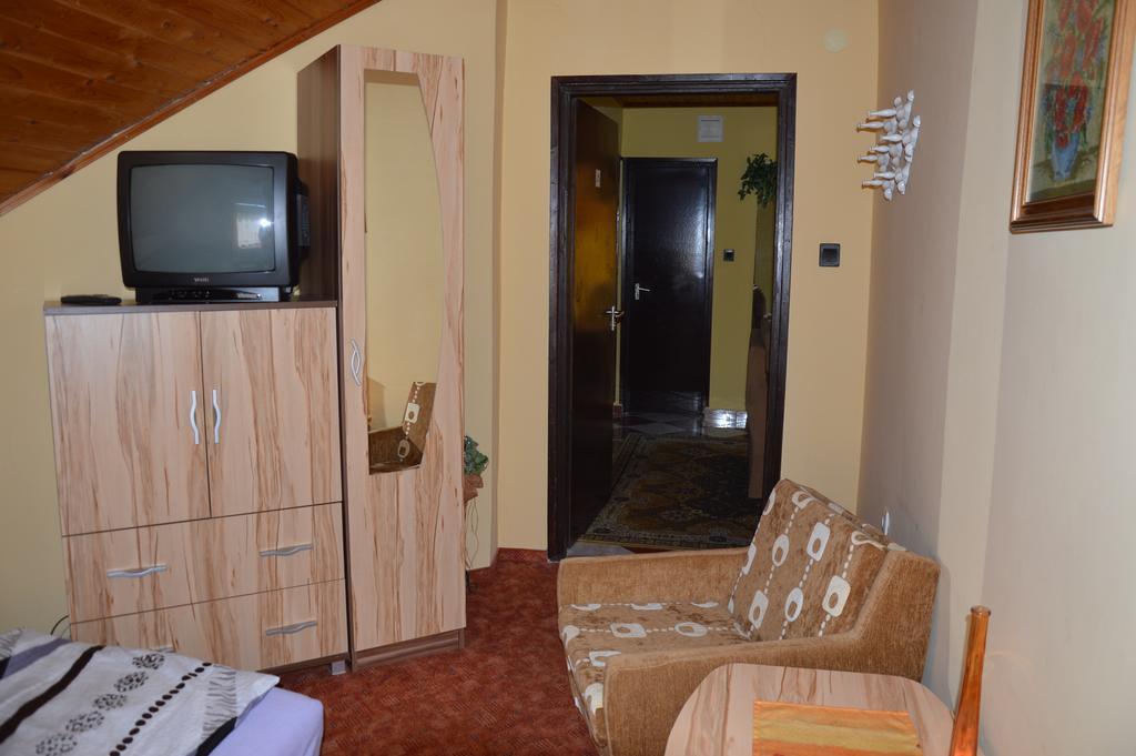 Apartman Aniko Vendeghaz Harkany Phòng bức ảnh